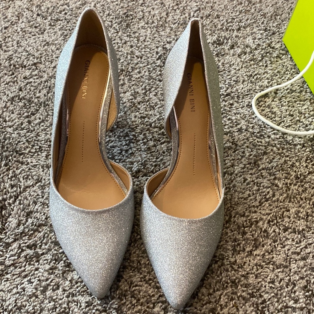 Size 10 Gianni bini silver sparkle heels
